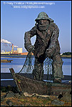 Photo: Statue of a fisherman at the Eureka Harbor, Humboldt County, CALIFORNIA