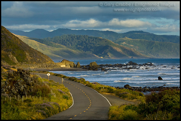 Photo: The Mattole Road along the ocean at the Lost Coast near Cape Mendocino, Humboldt County, California