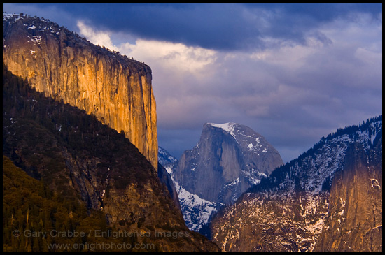 Picture: El Capitan and Half Dome at sunset, Yosemite National Park, California