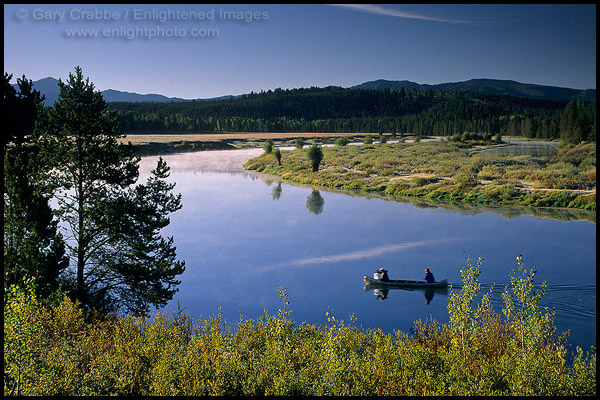 Canoe paddlers at Oxbow Bend, Snake River, Grand Teton National Park, Wyoming